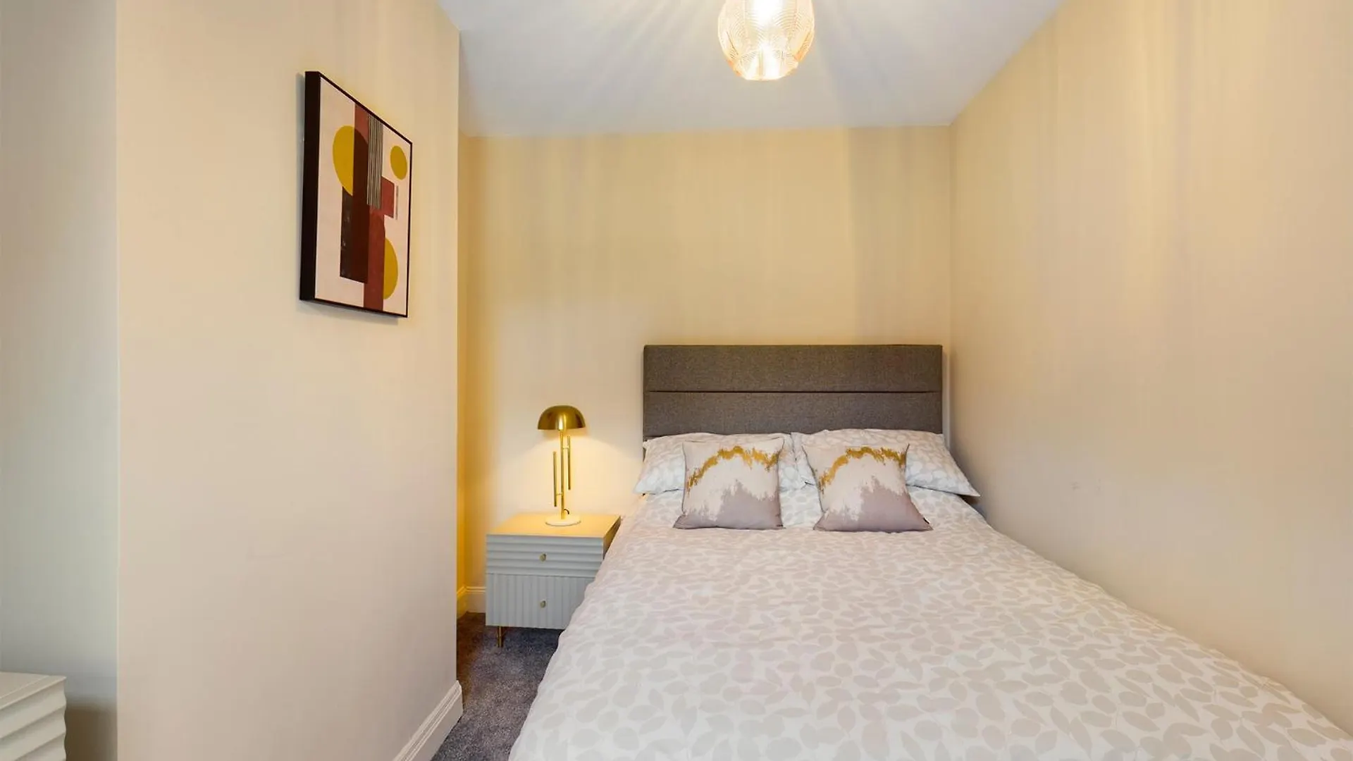 Tatil Evi It'S Broadway Baby! Great House Close To City Centre Belfast