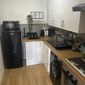  Apartment 1 Bedroom Flat, United Kingdom