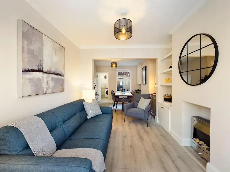 It'S Broadway Baby! Great House Close To City Centre Belfast