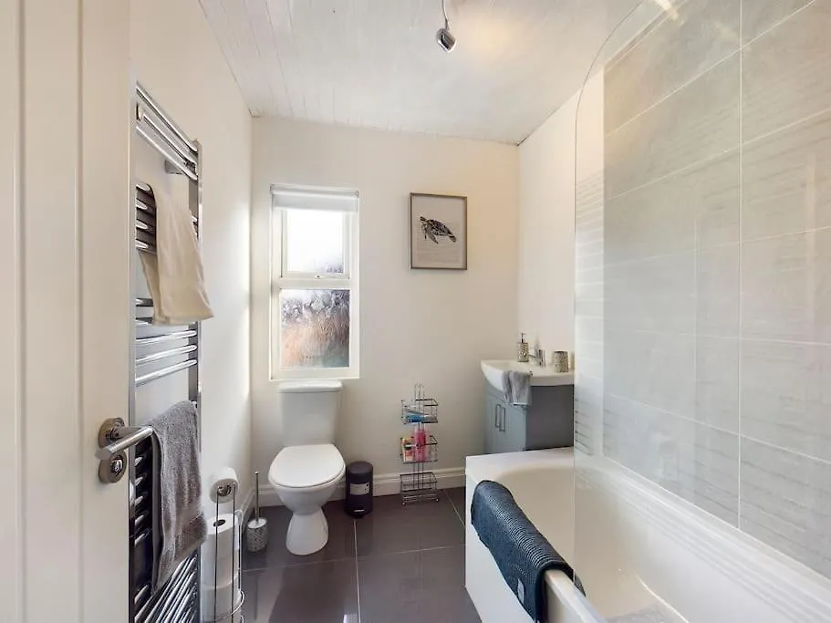 It'S Broadway Baby! Great House Close To City Centre Belfast