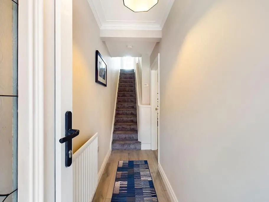 It'S Broadway Baby! Great House Close To City Centre Белфаст Дом отдыха